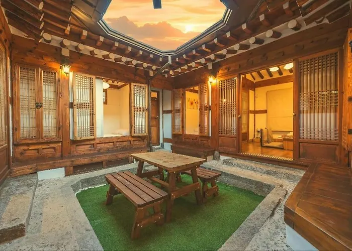 Yeonandang Hanok