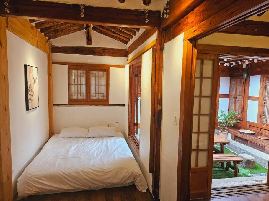 Yeonandang Hanok *