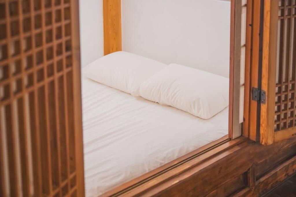 Yeonandang Hanok *